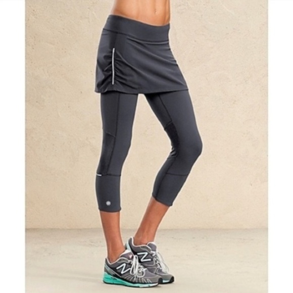 athleta 2 in 1 legging
